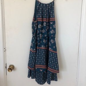 Francesca’s flounce knee length dress